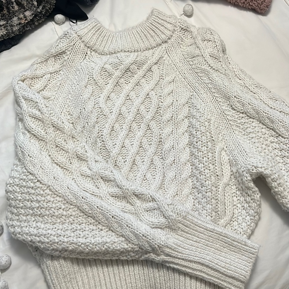 H&M Cream Sweater